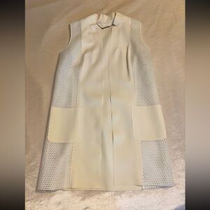 Elie Tahari Cream Sleeveless Statement Vest